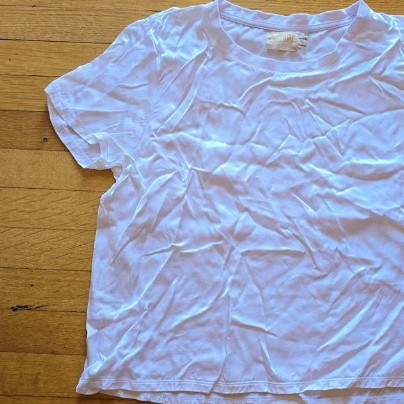 Nation LTD, White Short Sleeve Satiny T-Shirt, EUC, Women's M - Picture 7 of 13